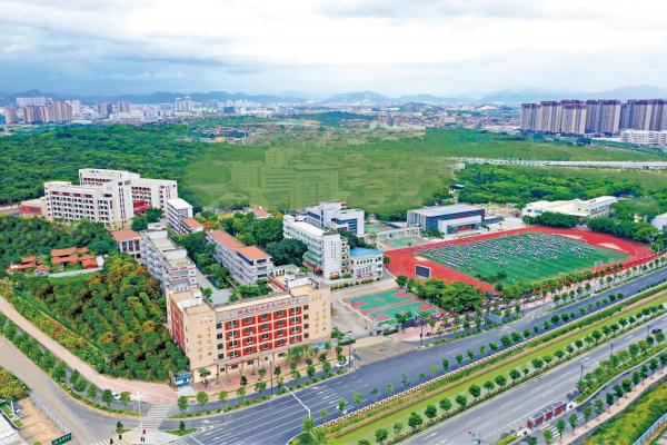 校園全景圖.jpg